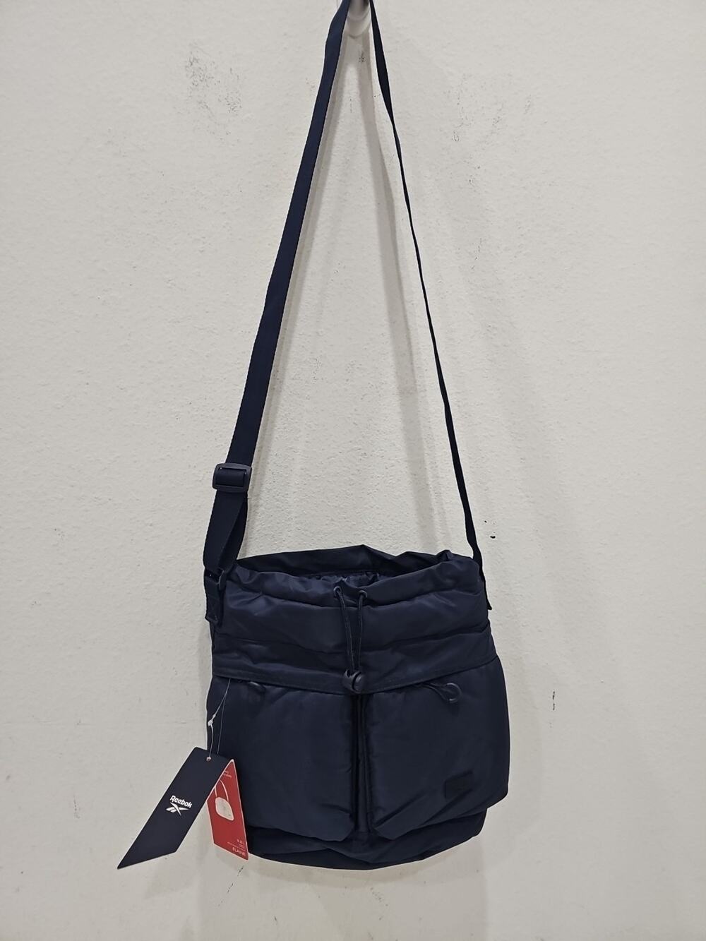 NWT Reebok Eve Women’s Infused Navy BlCrossbody Bag H10” x W11” x D5”